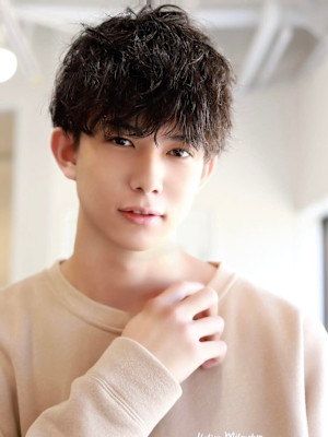 MEN’SHAIRアッシュブラックマッシュパーマ