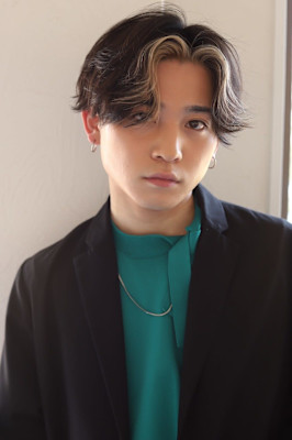 大人20代30代40代MEN’S HAIRアッシュブラックマ