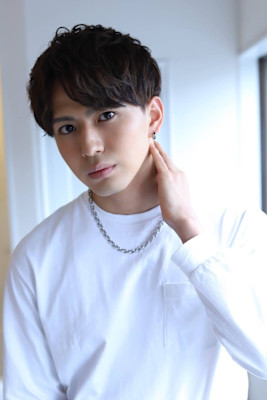 MEN’SHAIR波巻き束感マッシュパーマ