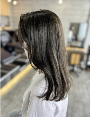 20代30代40代フルバングレッドブラウン似合わせカット