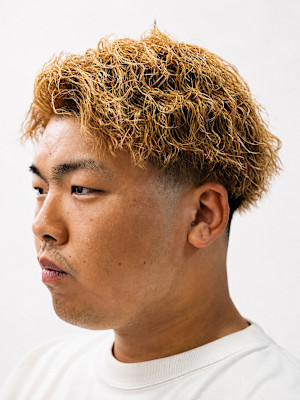 ブリーチ×ハードパーマで周りと差をつけろ！！