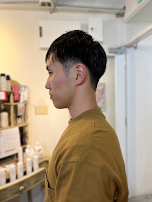 MEN’SHAIRアッシュブラック刈り上げマッシュ