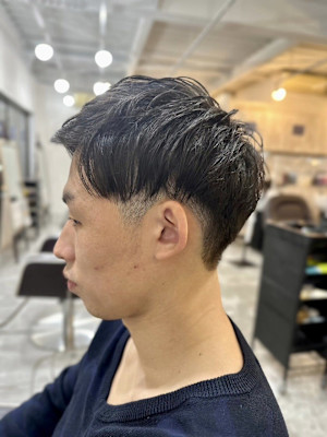 MEN’S HAIR アッシュブラックカルマパーマ束感ショー