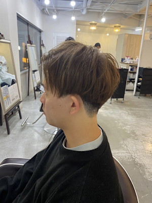 ツーブロックカルマパーマ束感ショートMEN’S HAIR