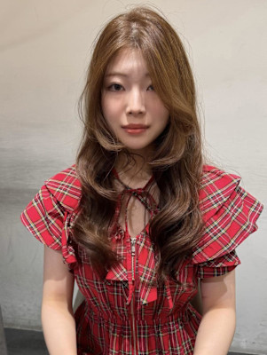 柔らかく揺れる、大人っぽロング
