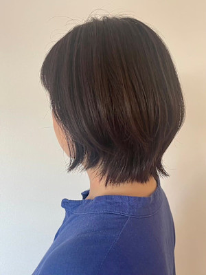 ショートヘアカールセミディシアーカラー