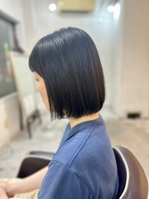 オリーブベージュウェットヘアニュアンスパーマ