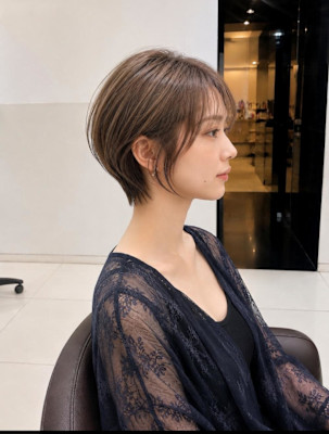 ハイライト無しで作る白髪ぼかしのくびれショート
