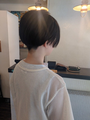 刈り上げ女子