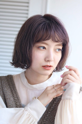 大人可愛い20代30代40代似合わせカットイメチェン流しバン