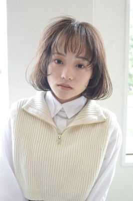 大人可愛い20代30代40代似合わせカットイメチェン流しバン