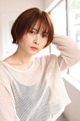 大人可愛い似合わせカットイメチェンフルバングレッドブラウン