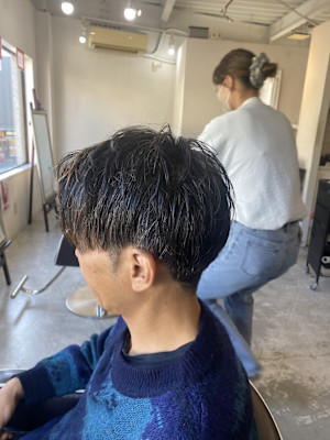 MEN’S HAIR マッシュパーマのアッシュブラック