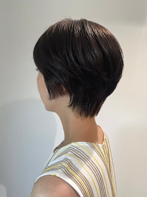 20代30代40代◎ 魅力倍増カールショートヘアー