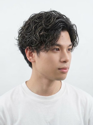 大宮メンズセンターパートニュアンスパーマ波巻きツーブロック