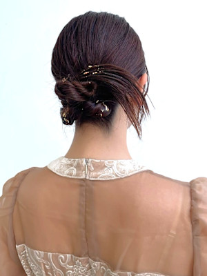 ヘアアレンジ カチモリヘア タイトスタイル お呼ばれへア