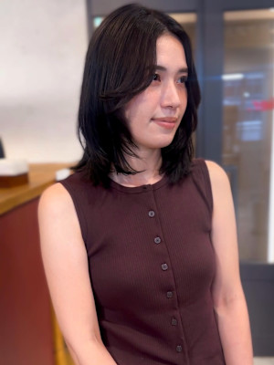 レイヤーヘア ミディアム 顔周りカット 黒髪 髪質改善 艶髪