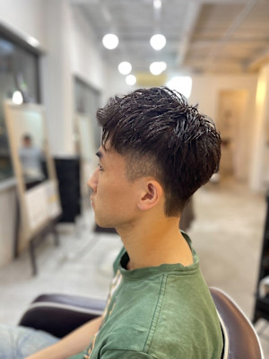 MEN’S HARE  アッシュブラックベリーショート
