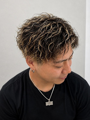 王道おすすめツイストスパイラルパーマ◎中央林間リア