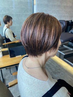 20代30代40代◎ 魅力倍増カールセミディシアカラー