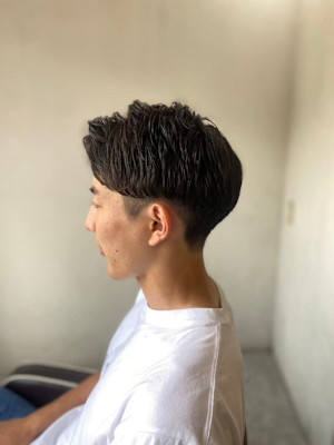 MEN’S HAIR ニュアンスパーマアッシュブラック