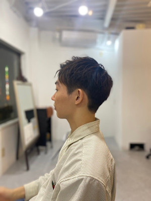 MEN'S HAIR刈り上げショートマッシュ