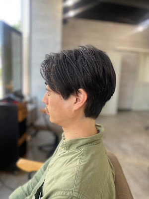 メンズセンターパート