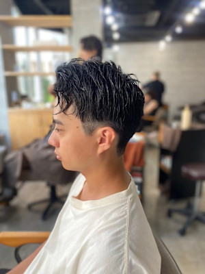 20代30代40代◎スーツ短髪流行ツーブロック刈り上げショー