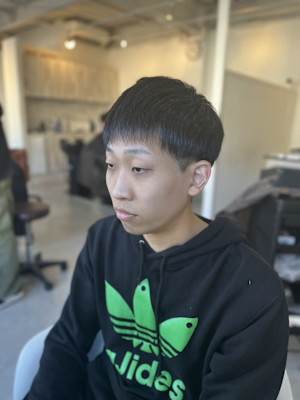 20代30代40代流行刈り上げ黒髪ベリーショートスパイキーシ