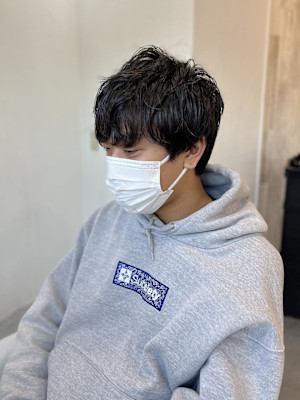 20代30代40代流行ツーブロック刈り上げニュアンスパーマメ