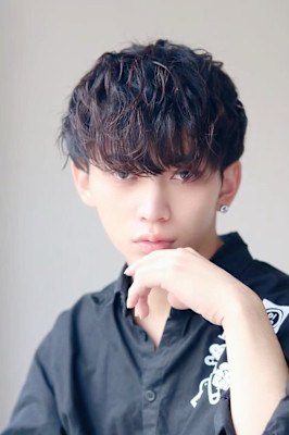 MEN'S HAIRセンターパートマッシュウルフ