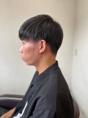 MEN’SHAIRアッシュブラック刈り上げマッシュ