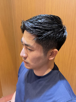 アップバングショートスタイル