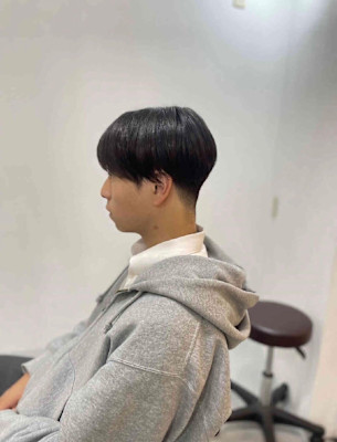 20代30代40代◎メンズ黒髪流行マッシュ刈り上げ似合わせカ