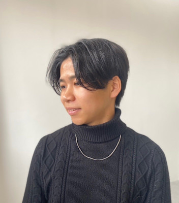 20代30代40代◎メンズ刈り上げツーブロックスーツスタイル