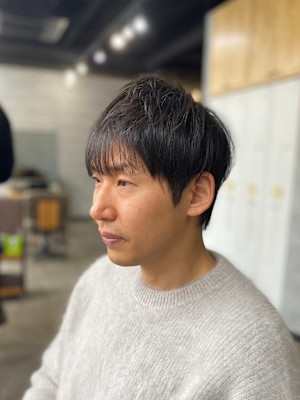 20代30代40代◎メンズ黒髪刈り上げツーブロックスーツスタ