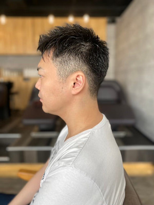 MEN'S HAIRアッシュブラックベリーショート