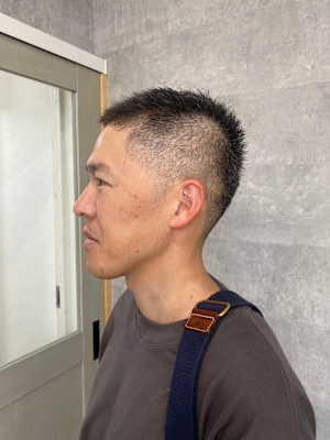 MEN’S HARE アッシュブラックベリーショート