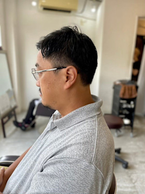MEN'S HAIRダークアッシュベリーショートカルマパーマ