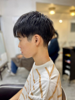 MEN'S HAIRダークアッシュベリーショートカルマパーマ