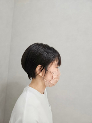 広がり・量が気になる大人女性に◎小顔ショート