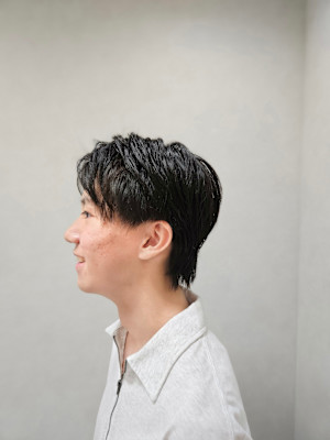富山市でメンズカット◎韓国風センターパートで清潔感アップ
