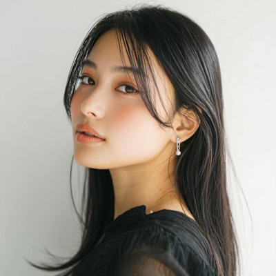 艶感ストレート×顔周りレイヤーロング