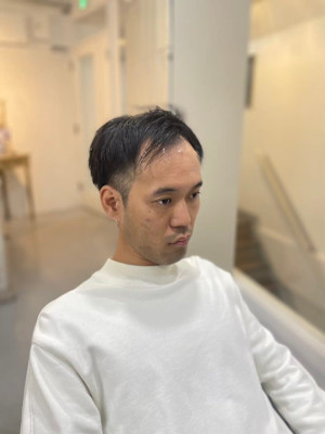 20代30代40代◎スーツ短髪流行ツーブロックヘア