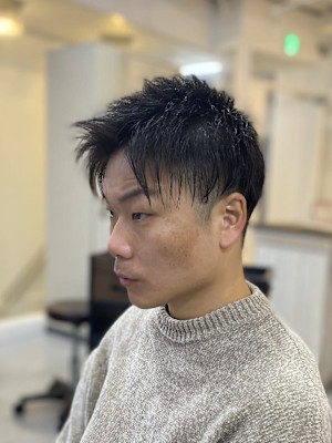 20代30代40代ブルーブラック流行スパイキーショート韓国マ