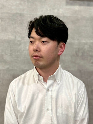 20代30代40代◎刈り上げセンターパート似合わせカット