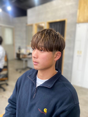 20代30代40代◎スーツ短髪流行ツーブロックヘア