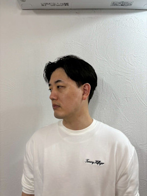 20代30代40代◎ブルーブラックセンターパートマッシュ