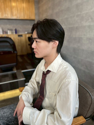 20代30代40代◎ツーブロックナチュラルウルフセンターパー
