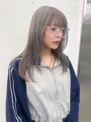 名古屋栄美容室 ハイトーン/シルバーカラー/レイヤーカット